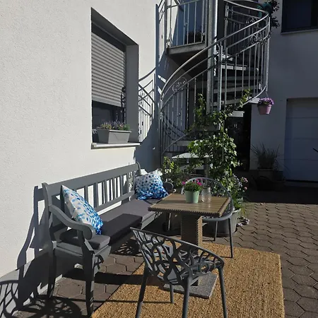Appartement Jeanys Walhalla In 11 Km Von Regensburg Am Donauradweg Donaustauf